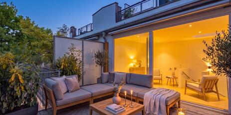 Idyllische Ruheoase in bester Citylage: Stylisches Townhouse mit Rooftop-Terrasse