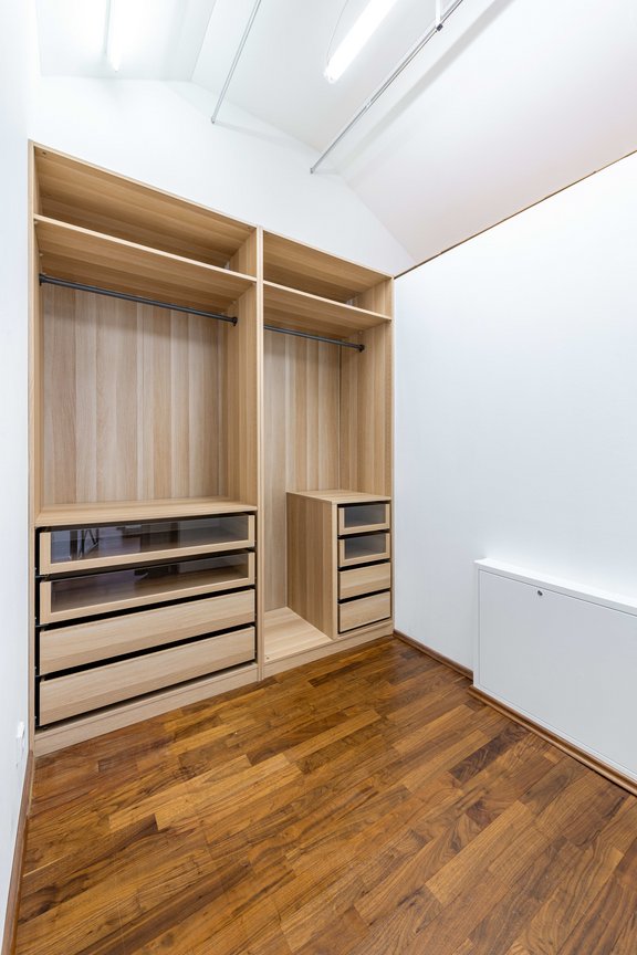 Ankleide mit Einbauten