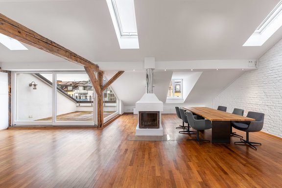 Stilvoller Wohn-/Essbereich