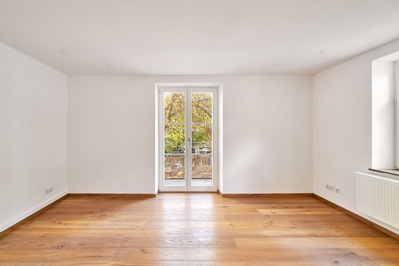 Schlafzimmer mit Balkon