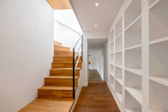 Treppe zur Dachterrasse