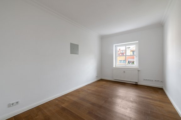 Kinder-/Arbeitszimmer