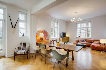 3-Zimmer Altbau-Juwel mit Balkonen und stylischem Flair