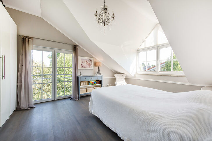 Helles Schlafzimmer