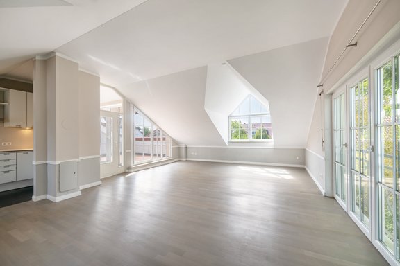 Sonnenerfüllter Wohn-/Essbereich