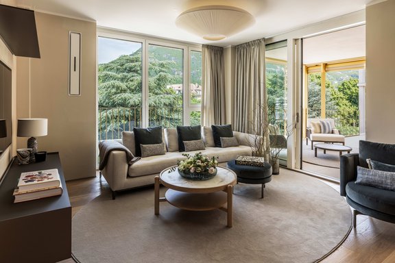 Living areas flooded with light