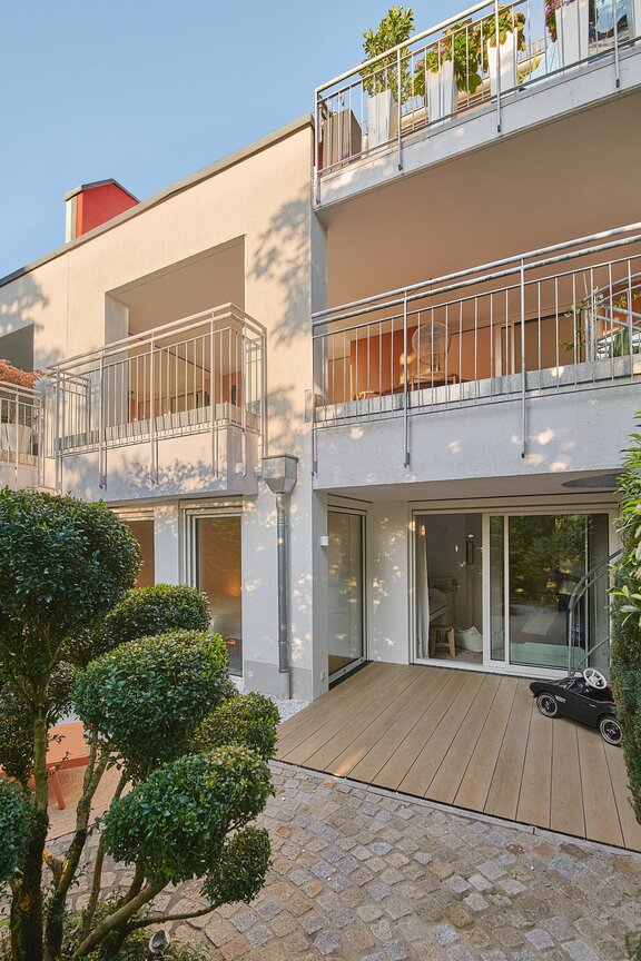 House-within-a-house on two levels