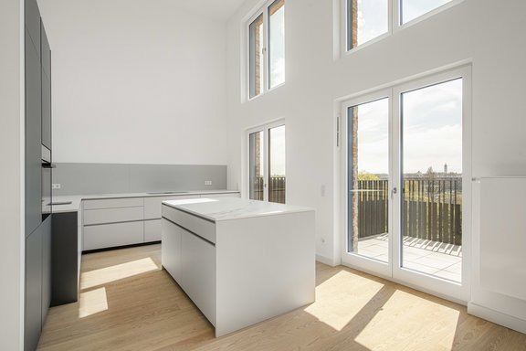 Schreiner-Küche mit Insel