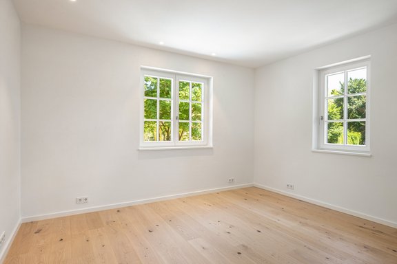 Ideal geschnittenes Zimmer