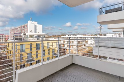 Balkon mit Blick Olympiaturm