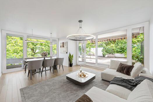 Living / dining area with terrace