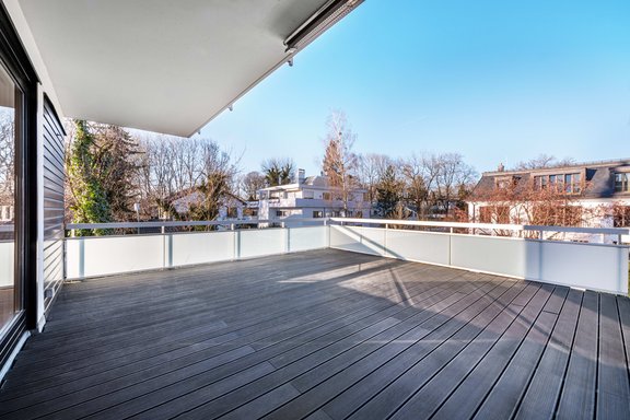 Dachterrasse in Toplage