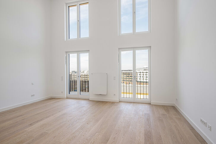 Großzügiges Masterschlafzimmer