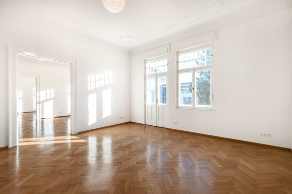 Wohnbereich 2 mit Balkonzugang