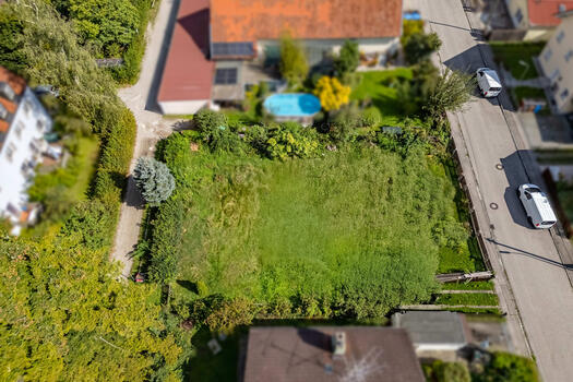 Quiet and green location