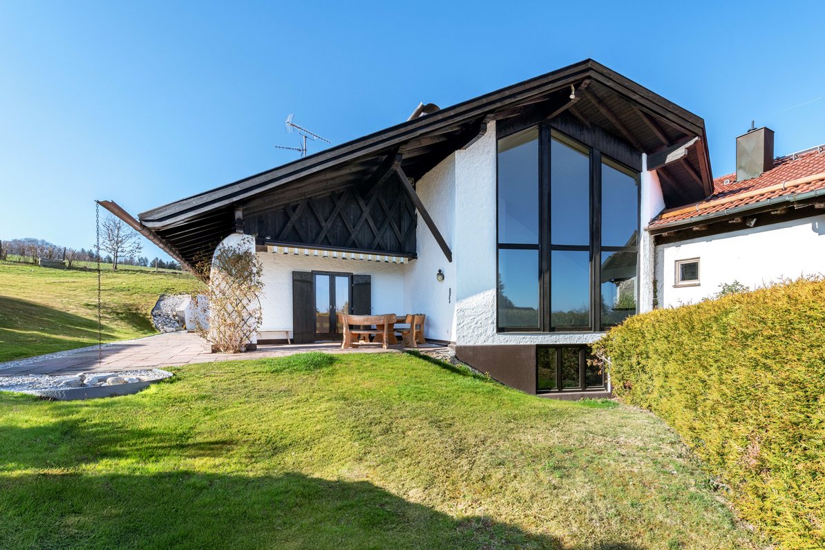 Landhaus mit Einliegerwohnung