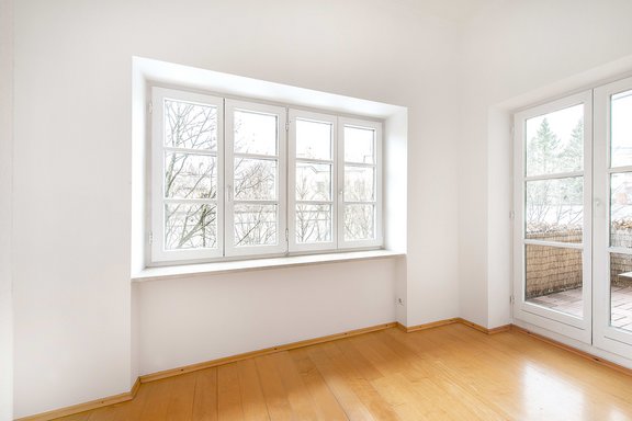 Wintergarten mit Balkonzugang