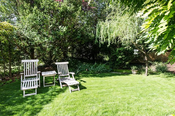 Garten mit Teich