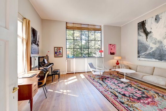 Impressive studio window on the upper floor