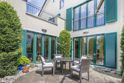 Sonnige Terrasse