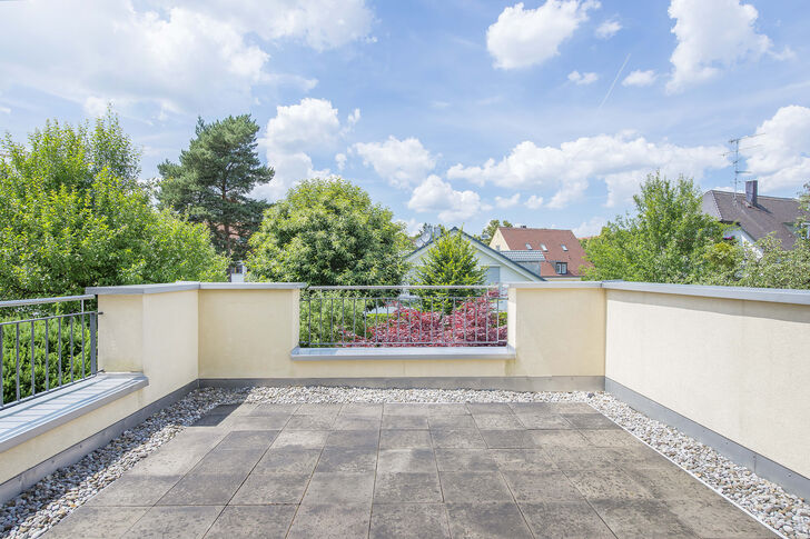 Sonnige Dachterrasse