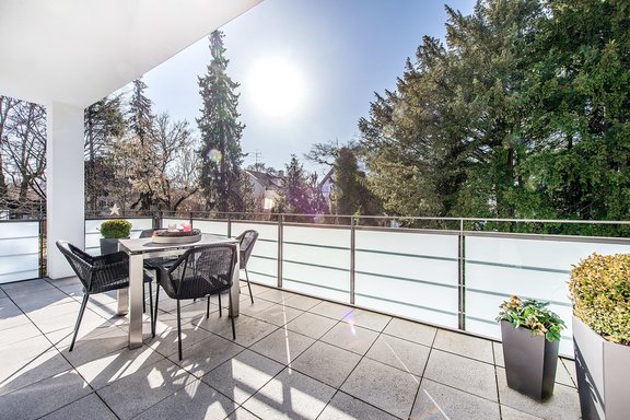 Großzügige Terrasse