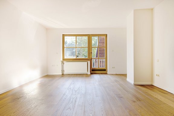 Master bedroom with en suite bathroom