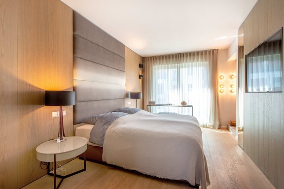 Schlafzimmer mit Ankleide