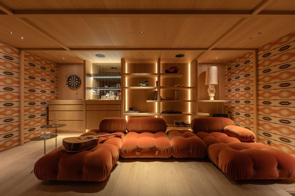 Exklusiver Loungebereich & Kino