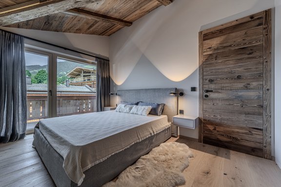 Bedrooms with terrace access