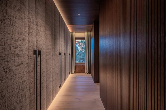 Dressing room layout