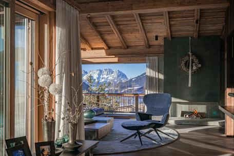 Alpines Refugium mit Private Spa, Indoor-Pool und atemberaubendem Blick auf die Bergwelt