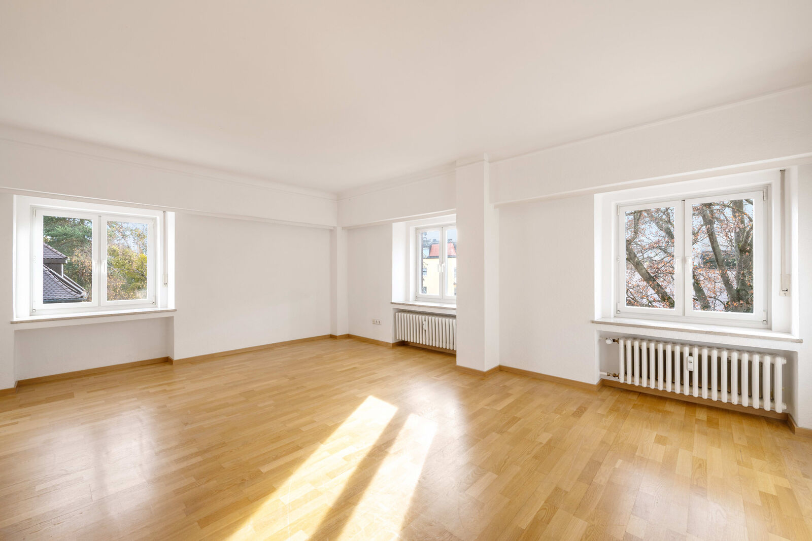 Sonniges Wohnzimmer