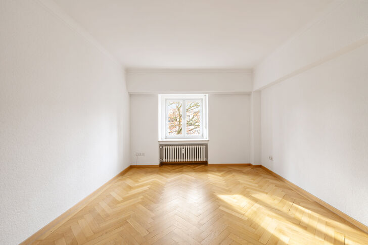 Schlafzimmer mit Stellfläche