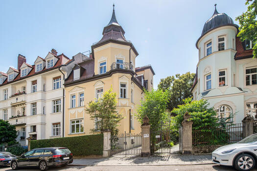 Listed town villa from 1900