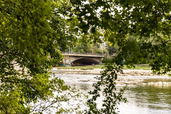 Wenige Gehminuten zur Isar