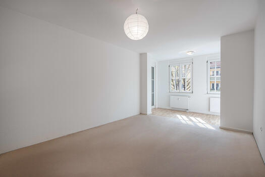 Schlafzimmer mit Homeoffice