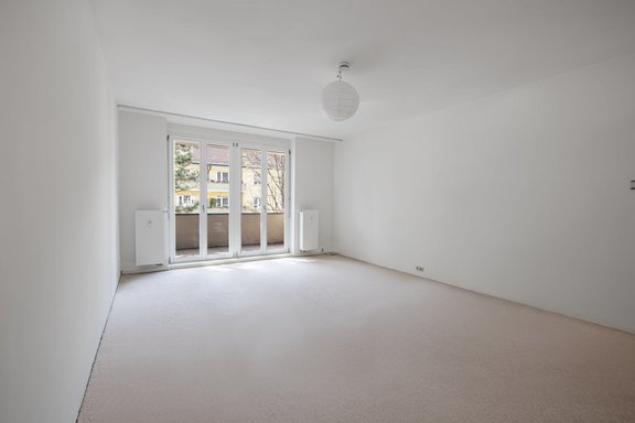 Sonniges Wohn-/Esszimmer