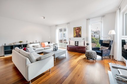 Lichterfülltes Raumgefüge