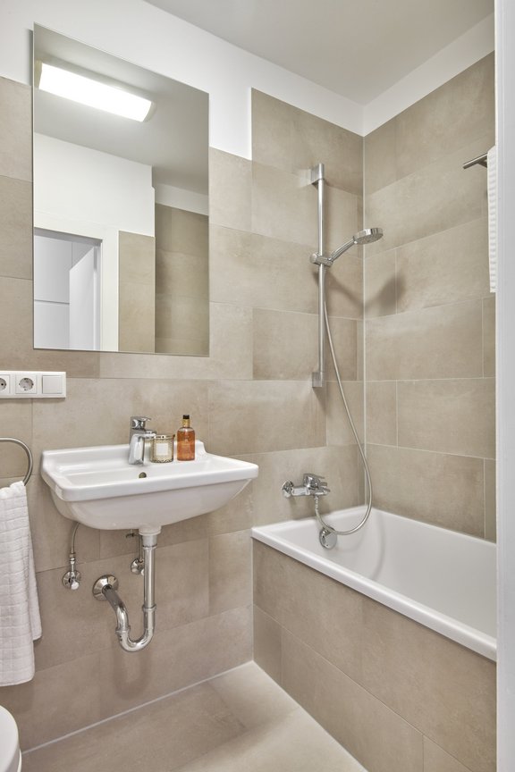 Hochwertig saniertes Bad