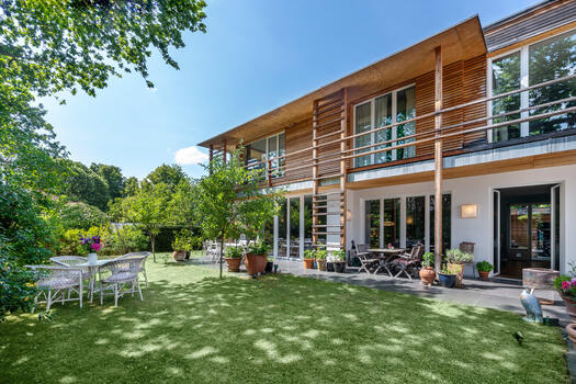 Perfektes Familiendomizil mit grünem Garten