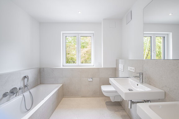 Modern Bathroom with Natural Light