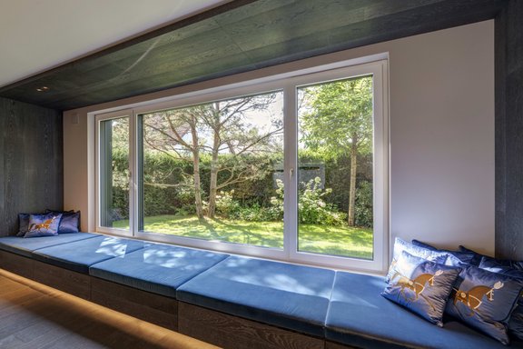 Zauberhafter Fenstersitz