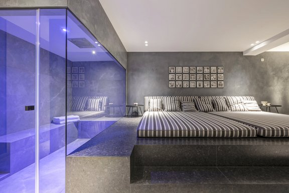 Exklusives Spa mit Dampfbad