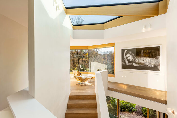 Lichterfüllte Architektur und  hochwertige Materialien