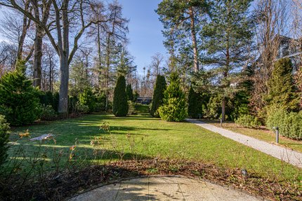 Park-Grundstück mit viel Privatsphäre