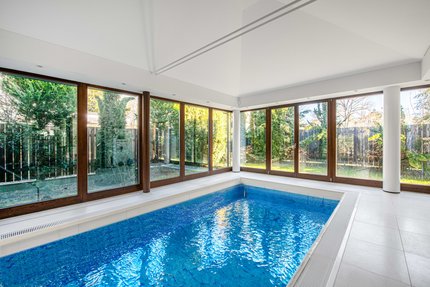 Pool mit Gegenstromanlage