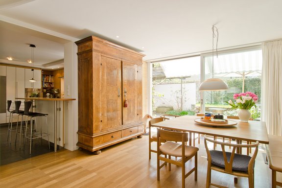 Essplatz mit Terrassenzugang