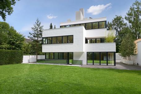 Stilvolle Villenhälfte in unmittelbarer Isarnähe