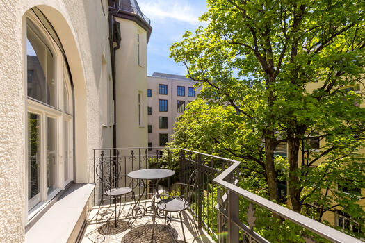 Balkon mit Westausrichtung